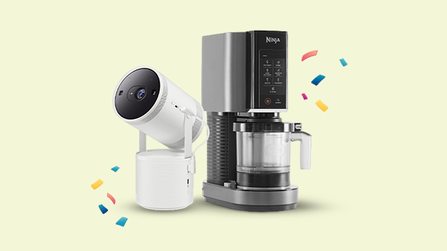Illustratie van een Ninja CREAMi ijsmachine en een Samsung The Freestyle beamer als prijzen van een winactie.