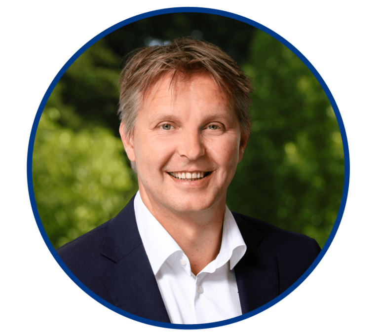 Pasfoto van de Managing Director van de VriendenLoterij en de Nationale Postcode Loterij, Daan Peters.